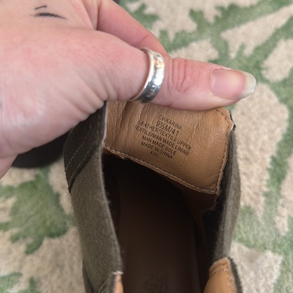 Crown Vintage Karina Chelsea Boot size 9.5 - Picture 8 of 8